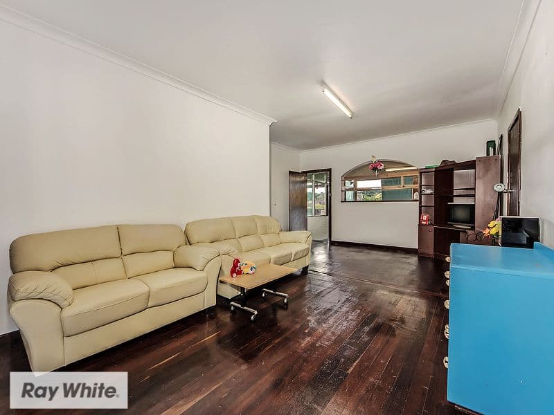11 Lindley Street, Embleton WA 6062, Embleton - Thumbnail 4