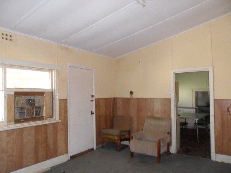 344 Williams Street, BROKEN HILL NSW 2880, Broken Hill - Thumbnail 4