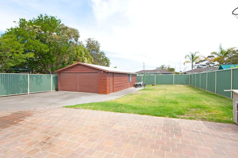 24 Coraldeen Avenue, GOROKAN NSW 2263, Gorokan - Thumbnail 3