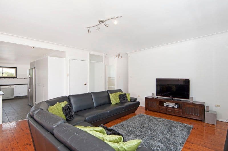 24 Coraldeen Avenue, GOROKAN NSW 2263, Gorokan - Thumbnail 4