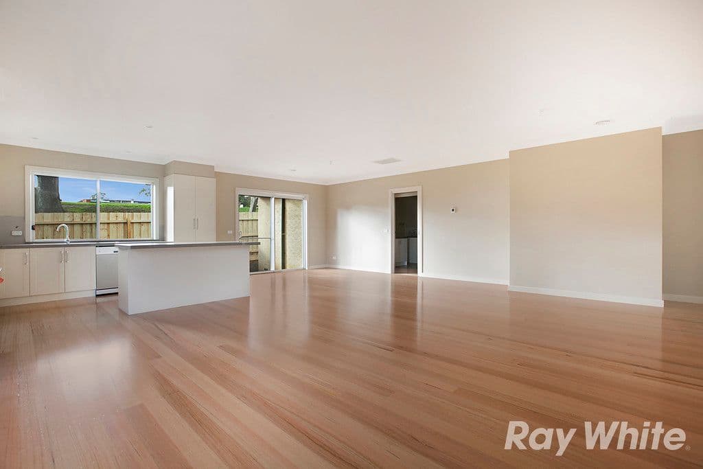 4 Wiltshire Avenue, Bayswater VIC 3153, Bayswater - Thumbnail 3
