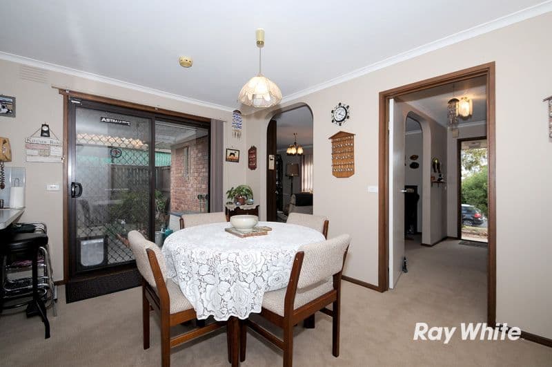 2 Phillip Court, CRANBOURNE NORTH VIC 3977, Cranbourne North - Thumbnail 7