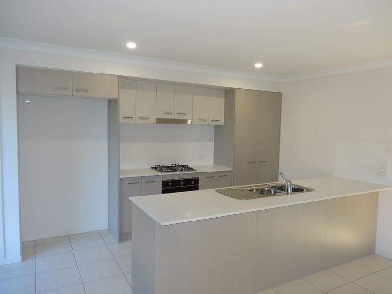 5 Mac Street, Bridgeman Downs QLD 4035, Bridgeman Downs - Thumbnail 4
