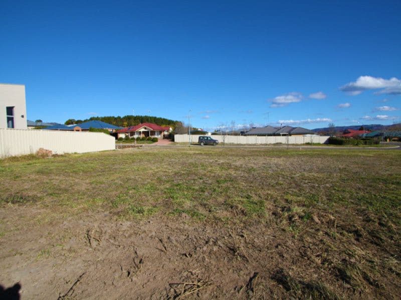 11 McCusker, Bungendore NSW 2621, Bungendore - Thumbnail 3