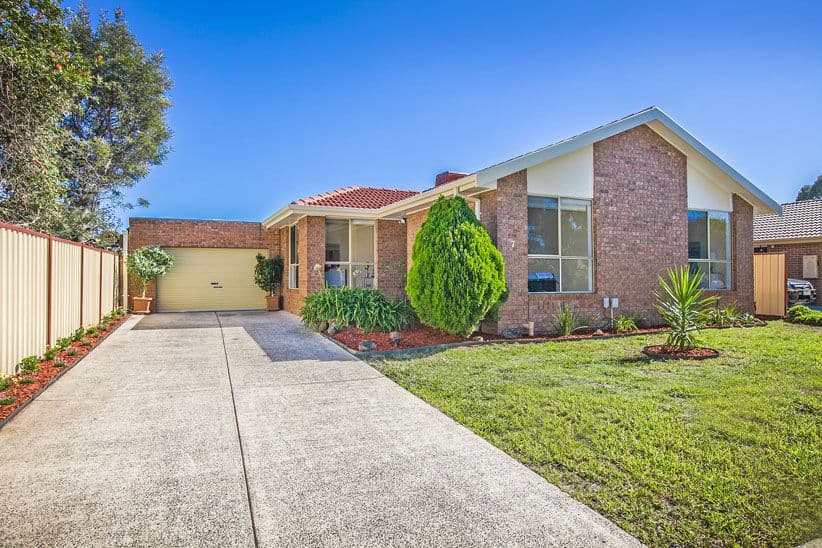 7 Hinkler Drive, Mill Park VIC 3082, Mill Park - Image 1