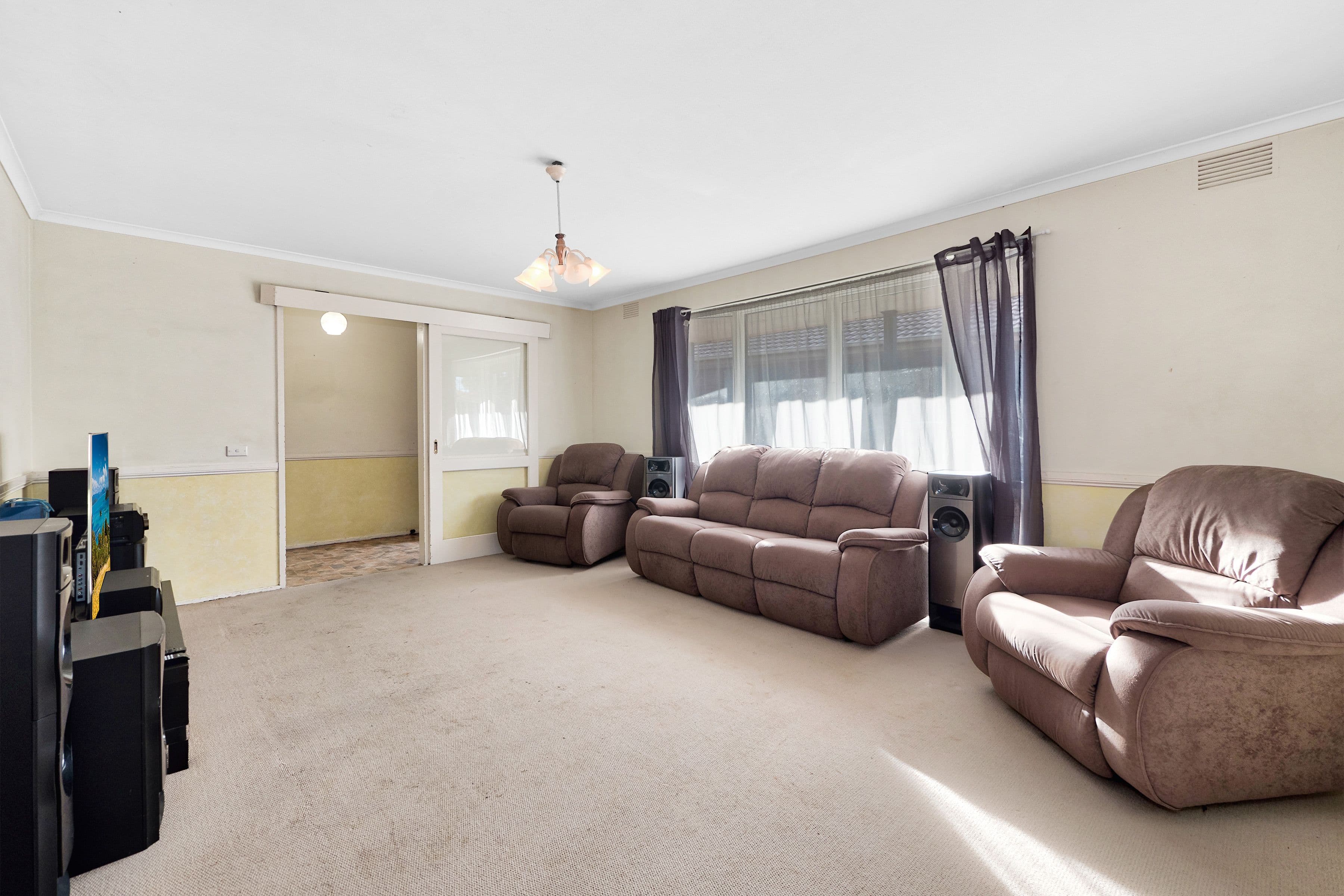 1 Rosalie Avenue, Cranbourne VIC 3977, Cranbourne - Thumbnail 5