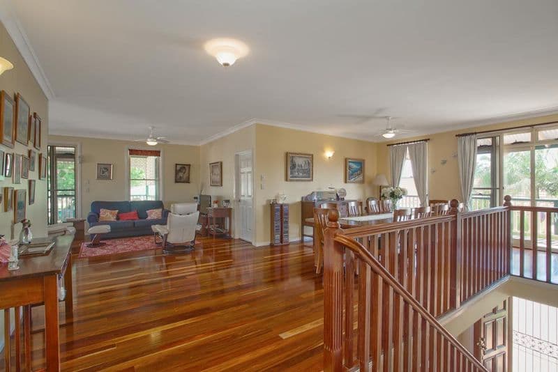 47 Cambridge Place, WISHART QLD 4122, Wishart - Thumbnail 2