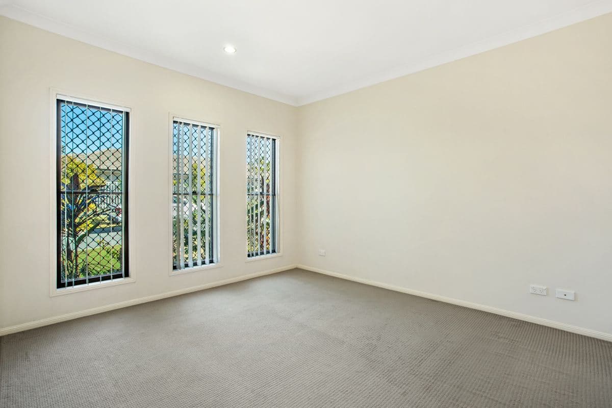 18 Couples Street, North Lakes QLD 4509, North Lakes - Thumbnail 2