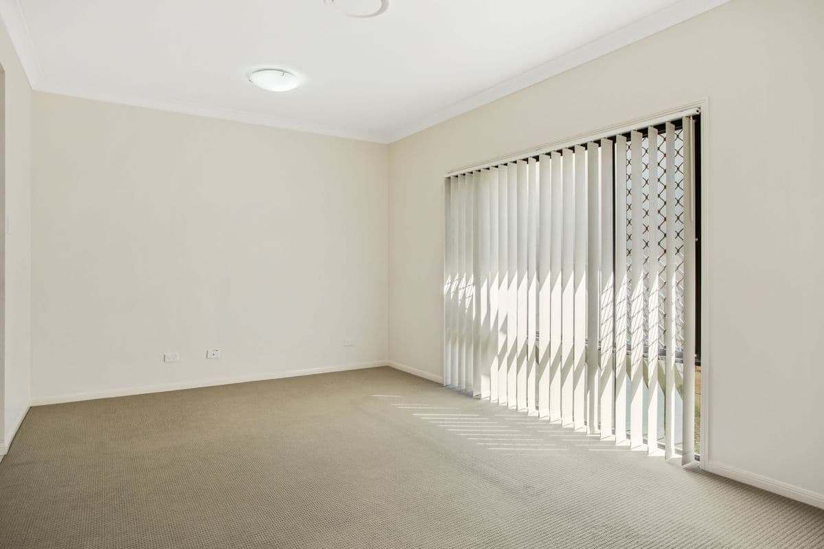 18 Couples Street, North Lakes QLD 4509, North Lakes - Thumbnail 8