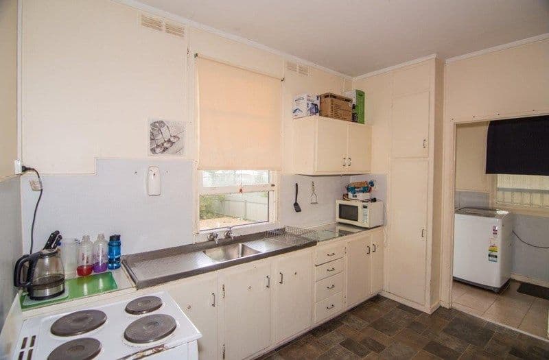 29 McGregor Street, Berri SA 5343, Berri - Thumbnail 2