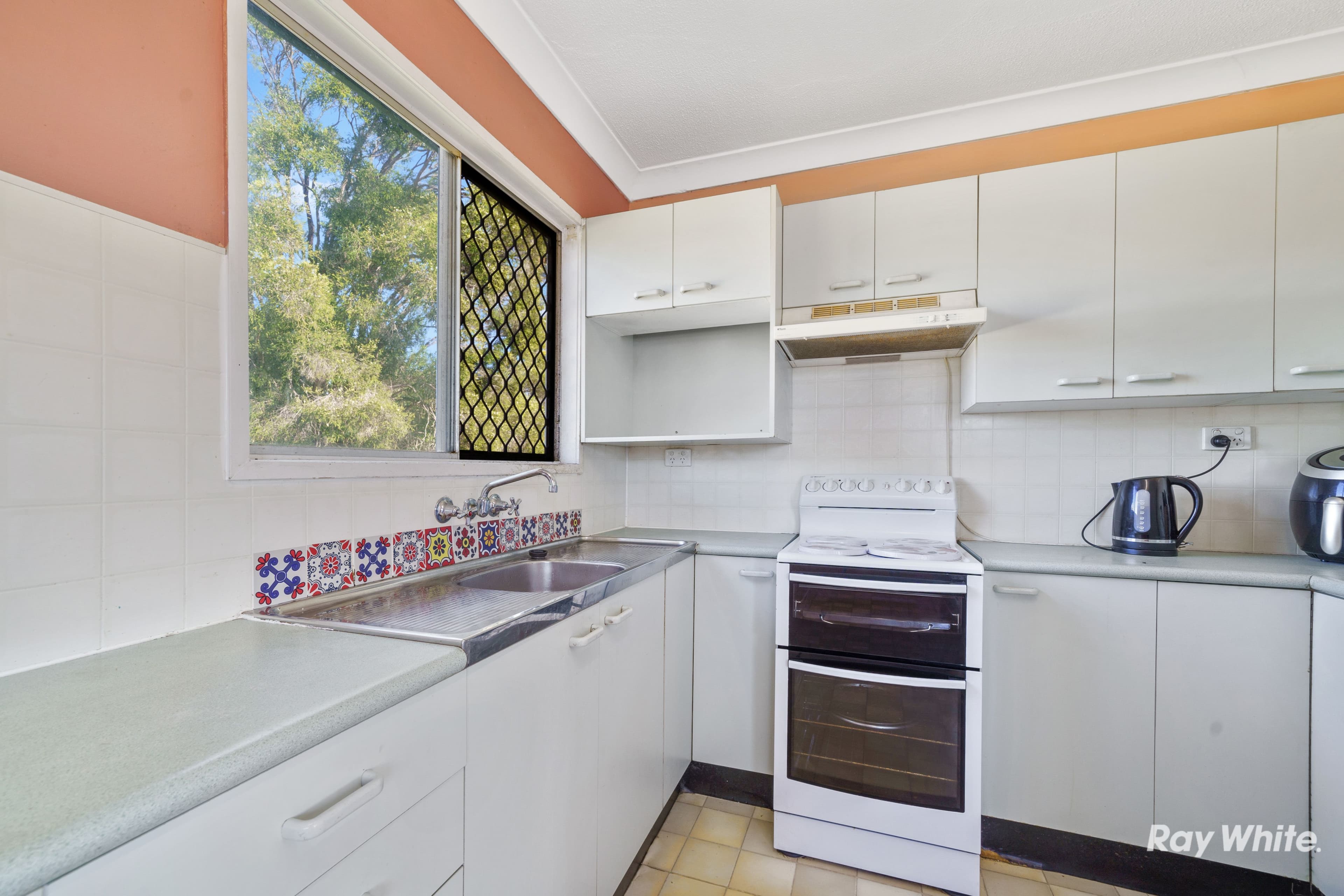 29 Redford Street, Kingston QLD 4114, Kingston - Thumbnail 6