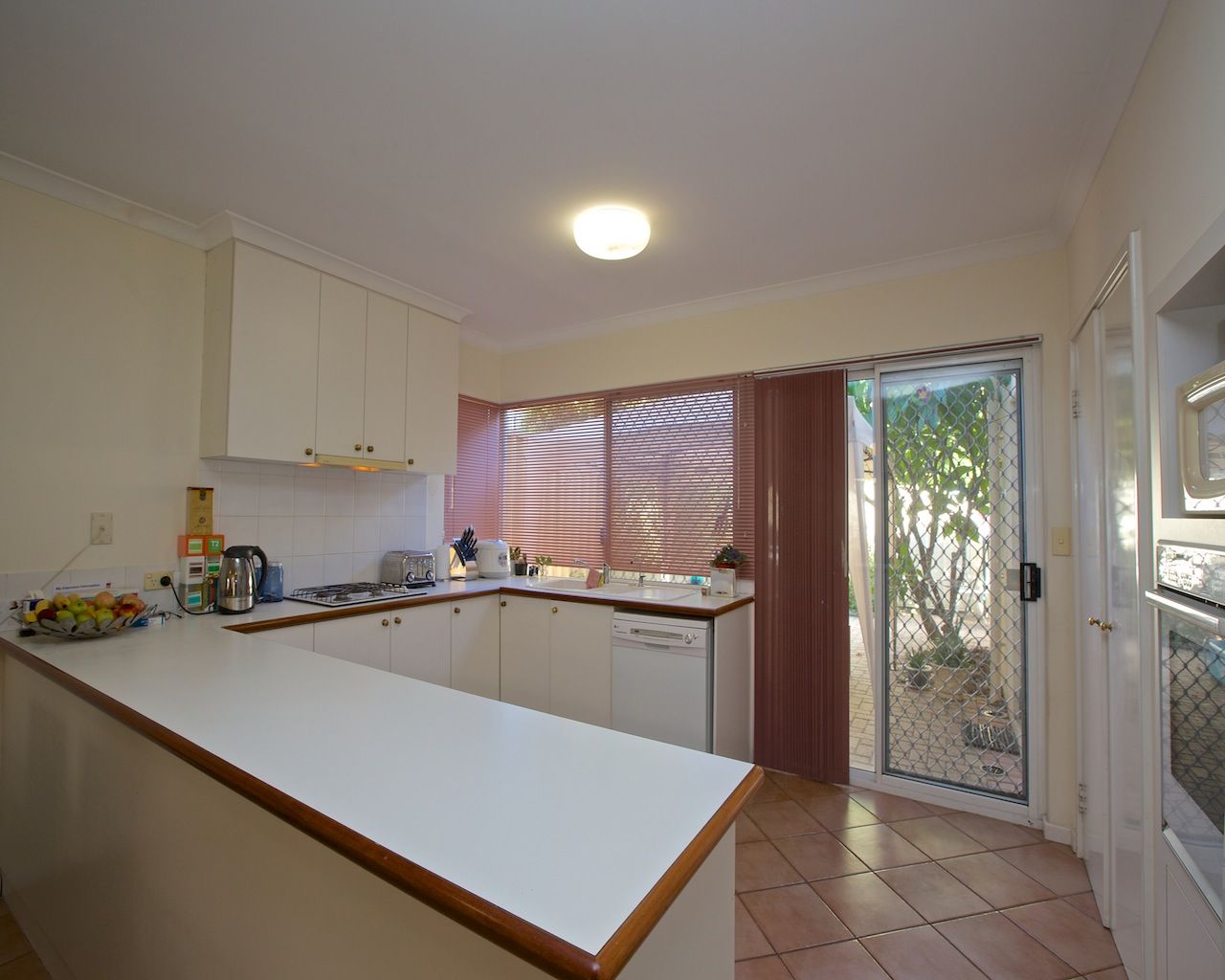 102B Westview Street, SCARBOROUGH WA 6019, Scarborough - Thumbnail 2