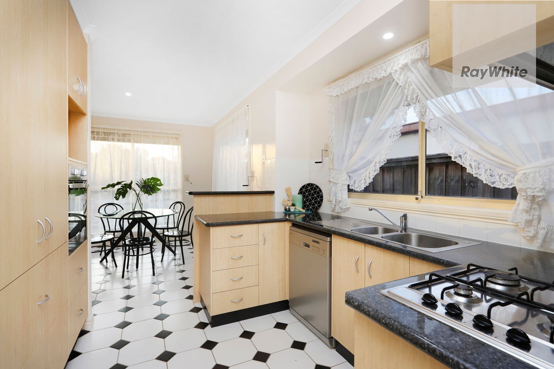 2 Bent Street, Westmeadows VIC 3049, Westmeadows - Thumbnail 8