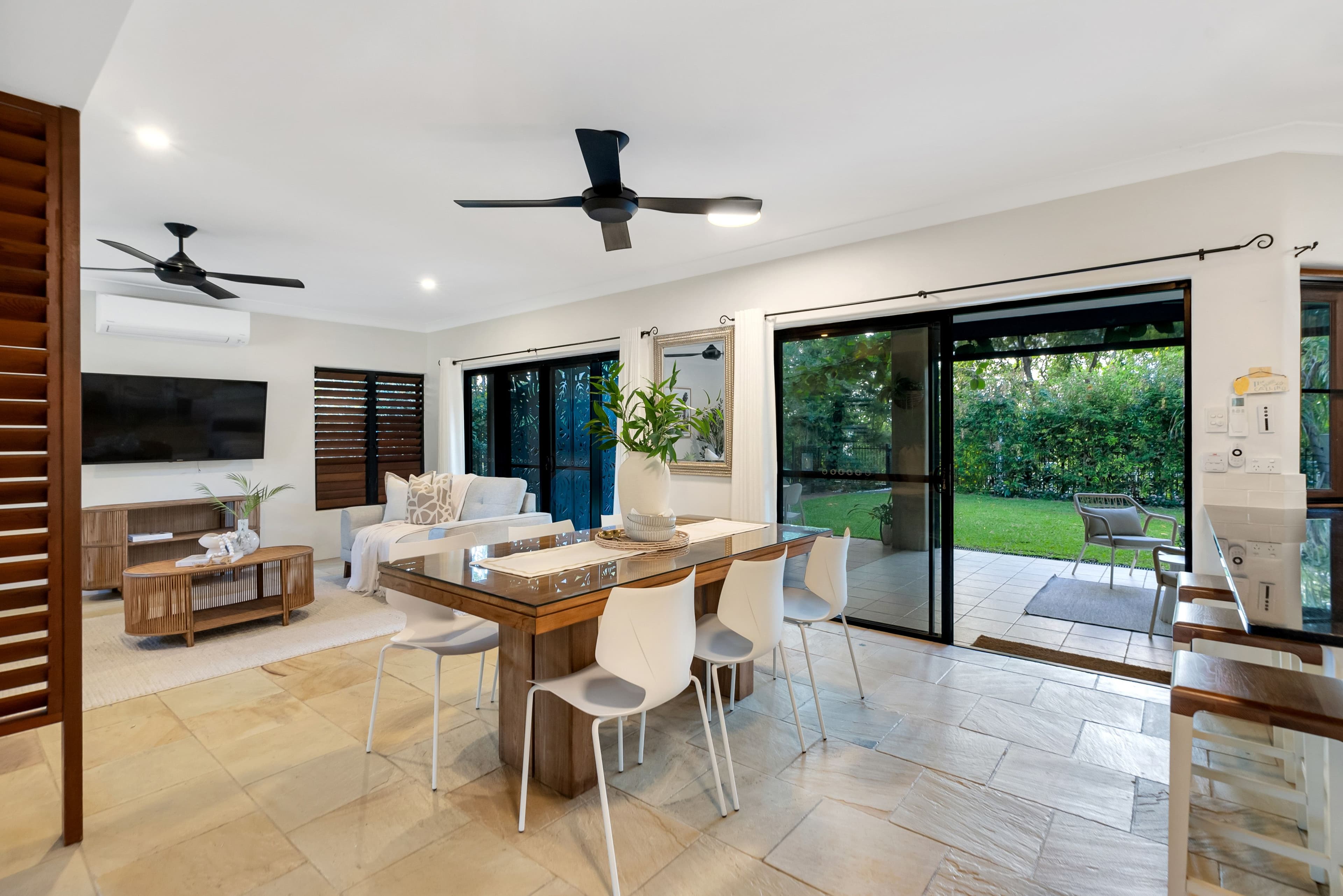 3 Magnolia Street, Holloways Beach QLD 4878, Holloways Beach - Thumbnail 5