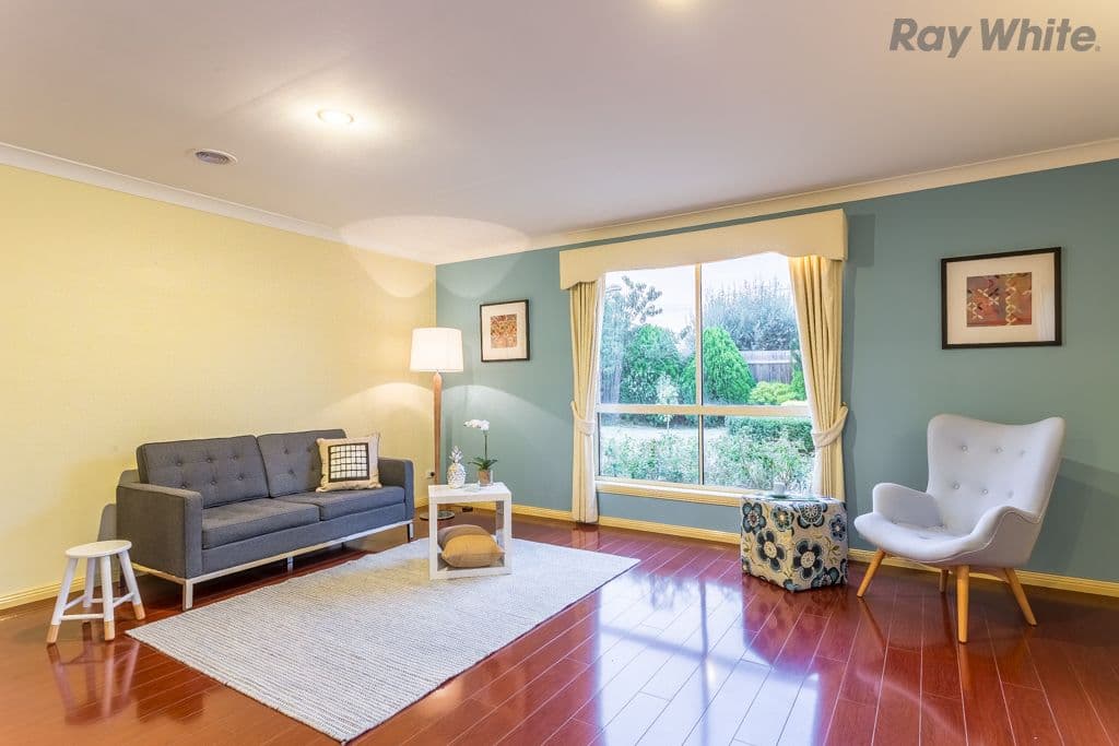 15 Warrego Place, Taylors Lakes VIC 3038, Taylors Lakes - Thumbnail 2