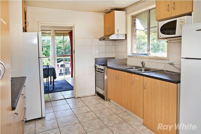 4 Dalpura Court, NOTTING HILL VIC 3168, Notting Hill - Thumbnail 2