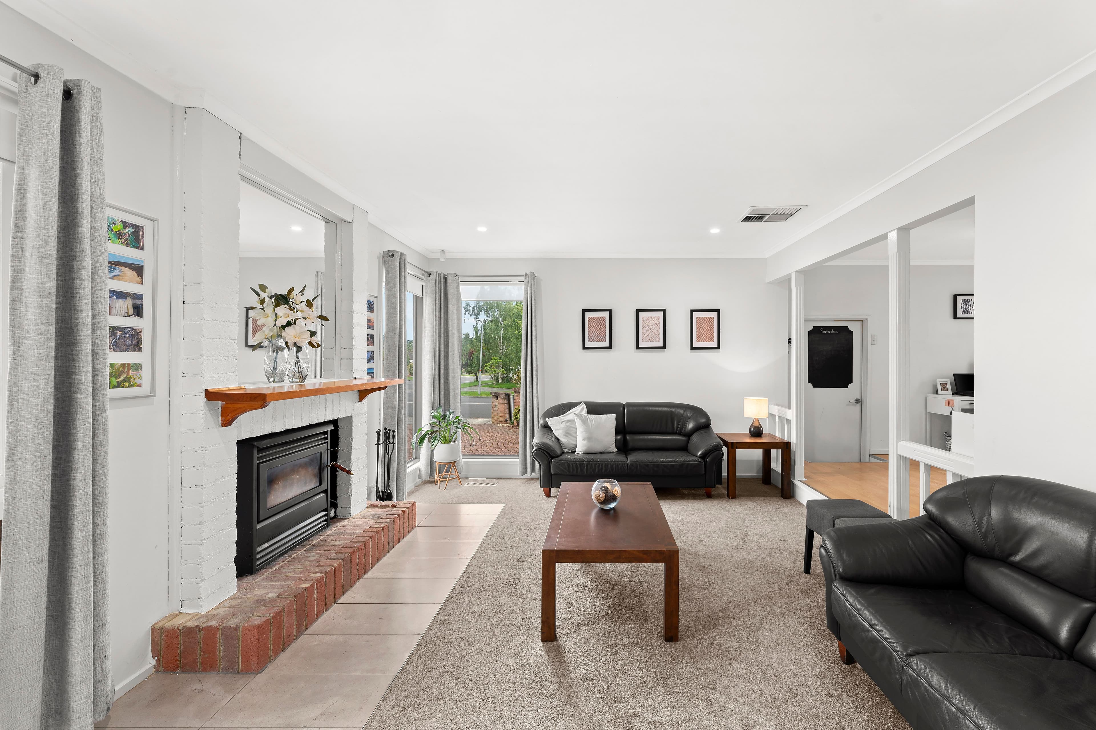29 Turramurra Drive, Rowville VIC 3178, Rowville - Thumbnail 2