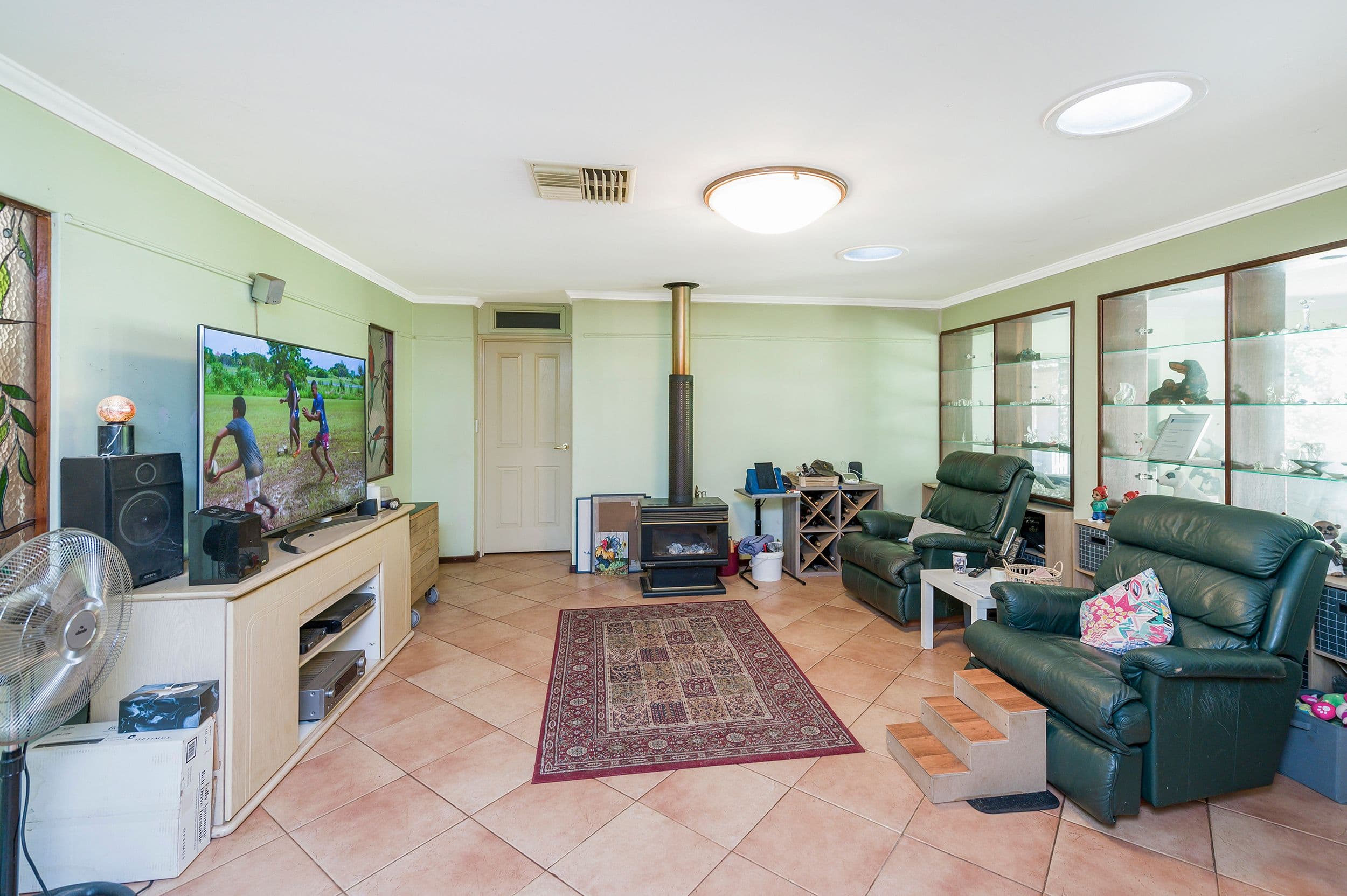 136 Murray Grey Circle, Lower Chittering WA 6084, Lower Chittering - Thumbnail 8