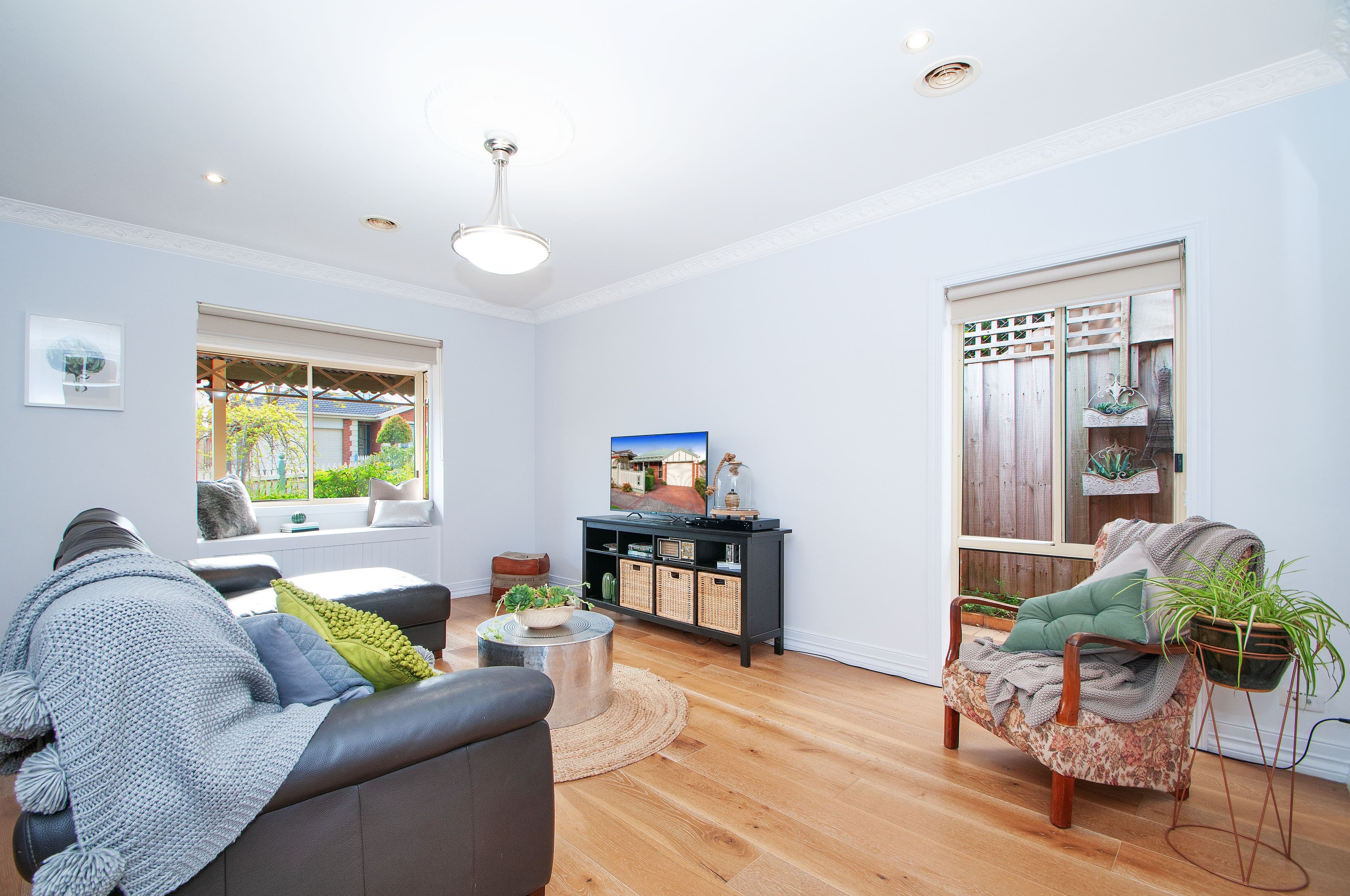 9 Rosewood Place, Chirnside Park VIC 3116, Chirnside Park - Thumbnail 2
