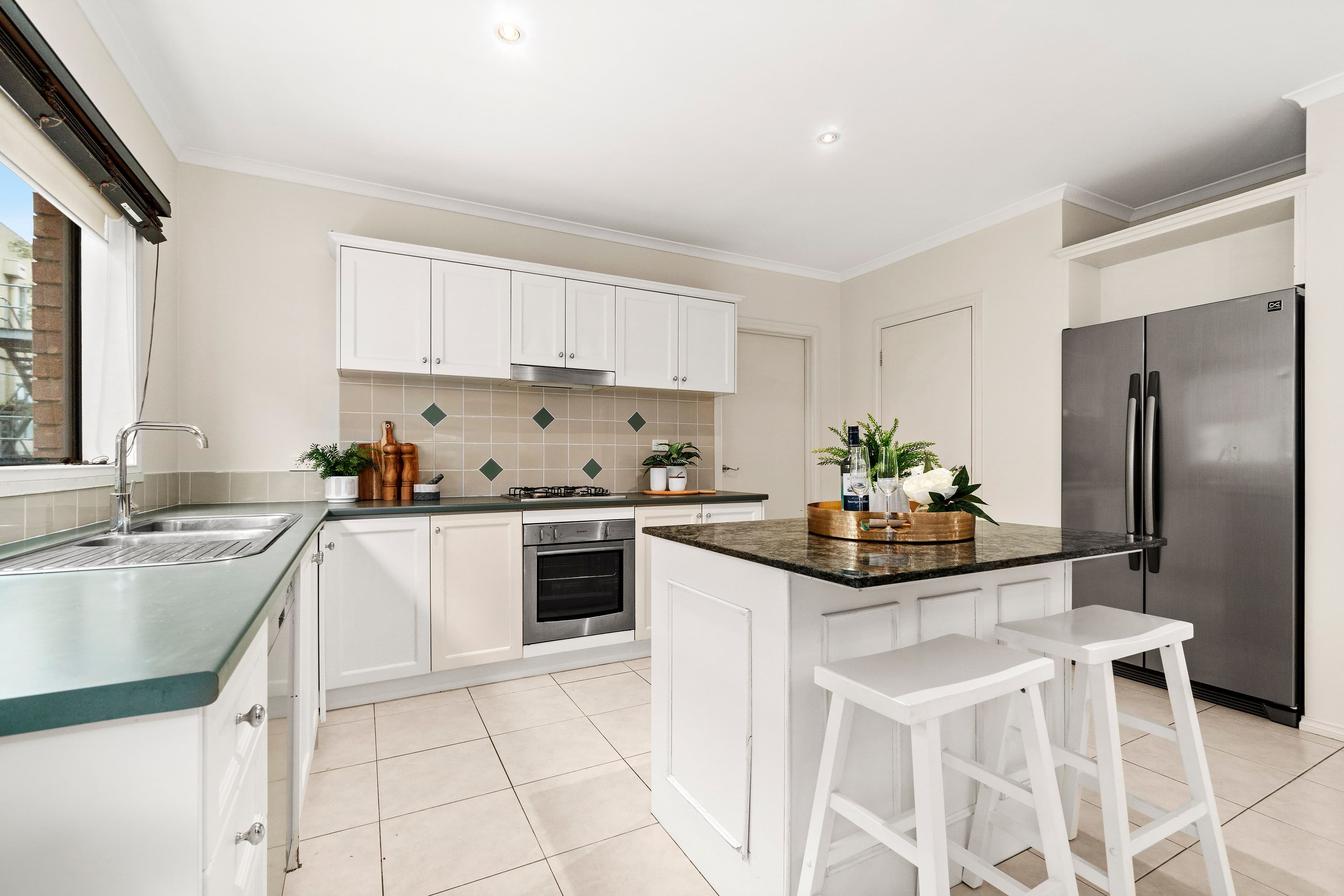9 Eli Court, Rowville VIC 3178, Rowville - Thumbnail 3
