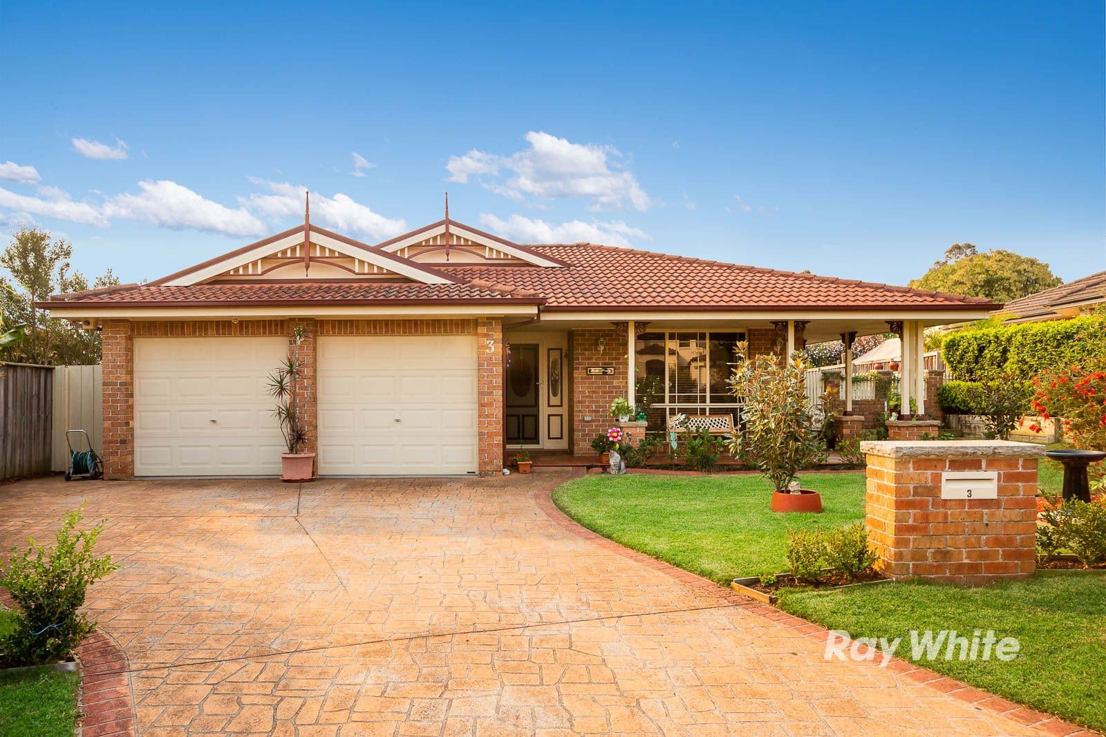 3 Yanco Glen, Glenwood - Image 1