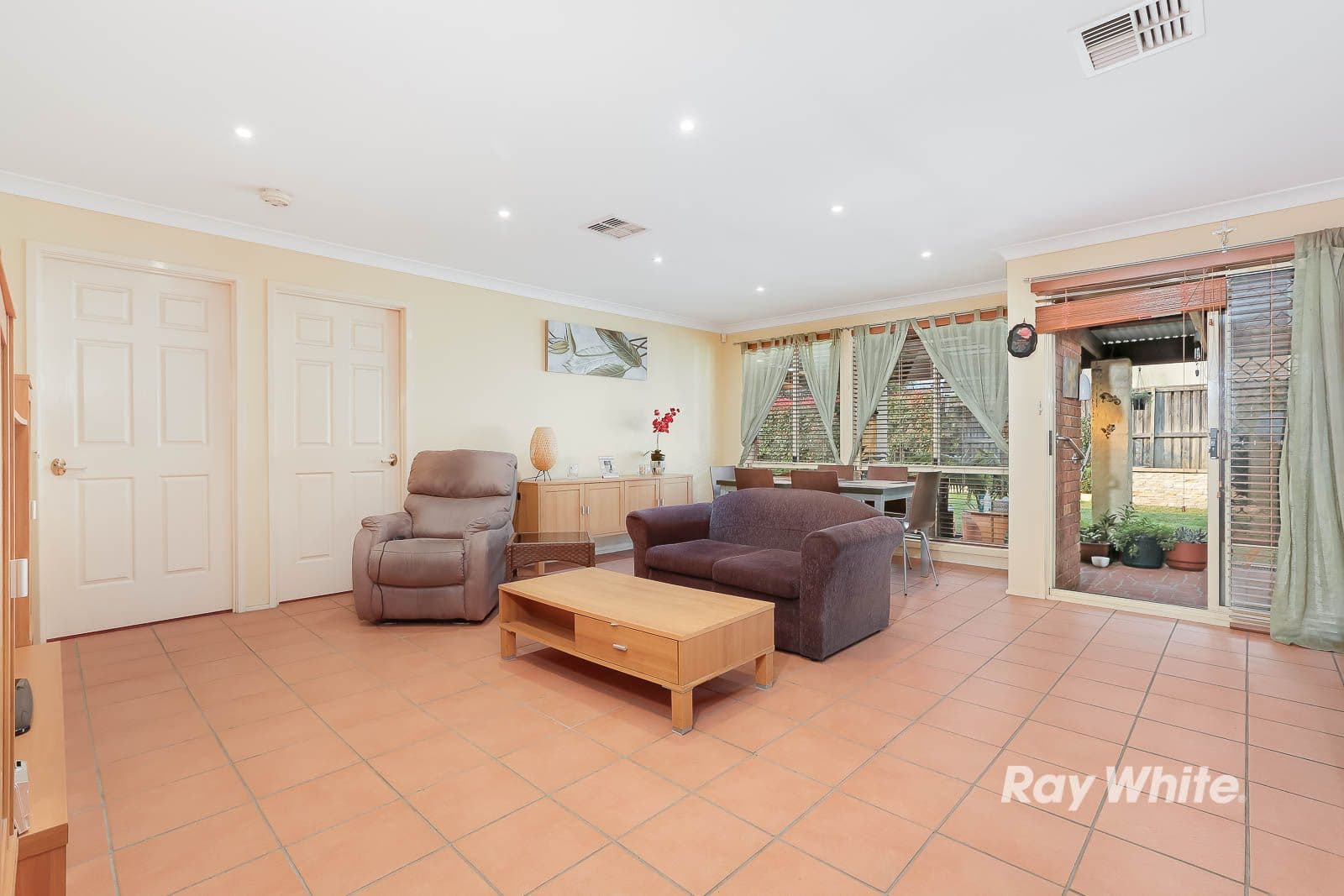 3 Yanco Glen, Glenwood - Thumbnail 3