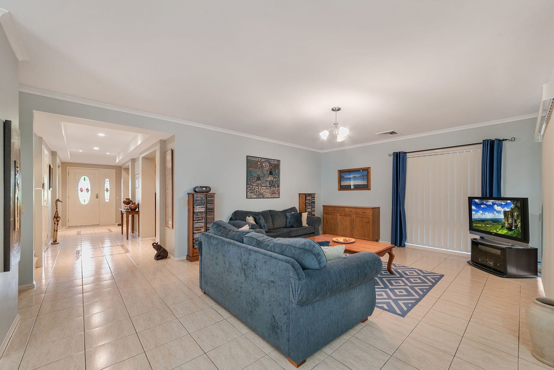 12 Rogers Way, Mount Annan - Thumbnail 4