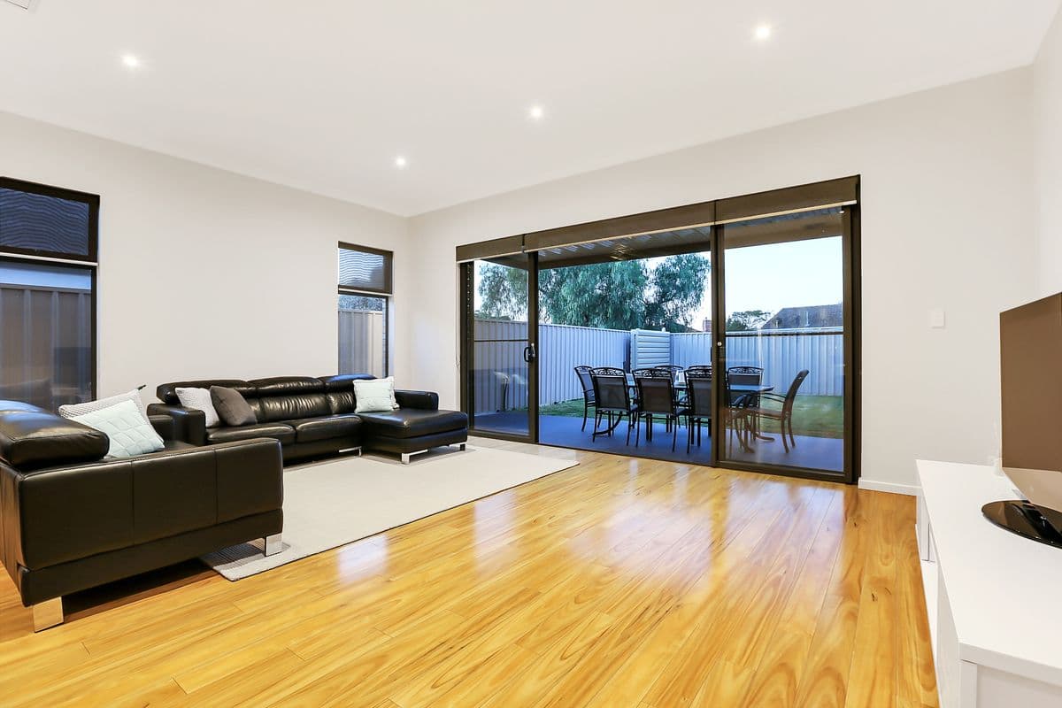 26A Alderney Avenue, Clearview SA 5085, Clearview - Thumbnail 4
