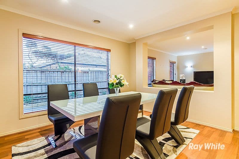11 Newton Drive, Cranbourne North VIC 3977, Cranbourne North - Thumbnail 5