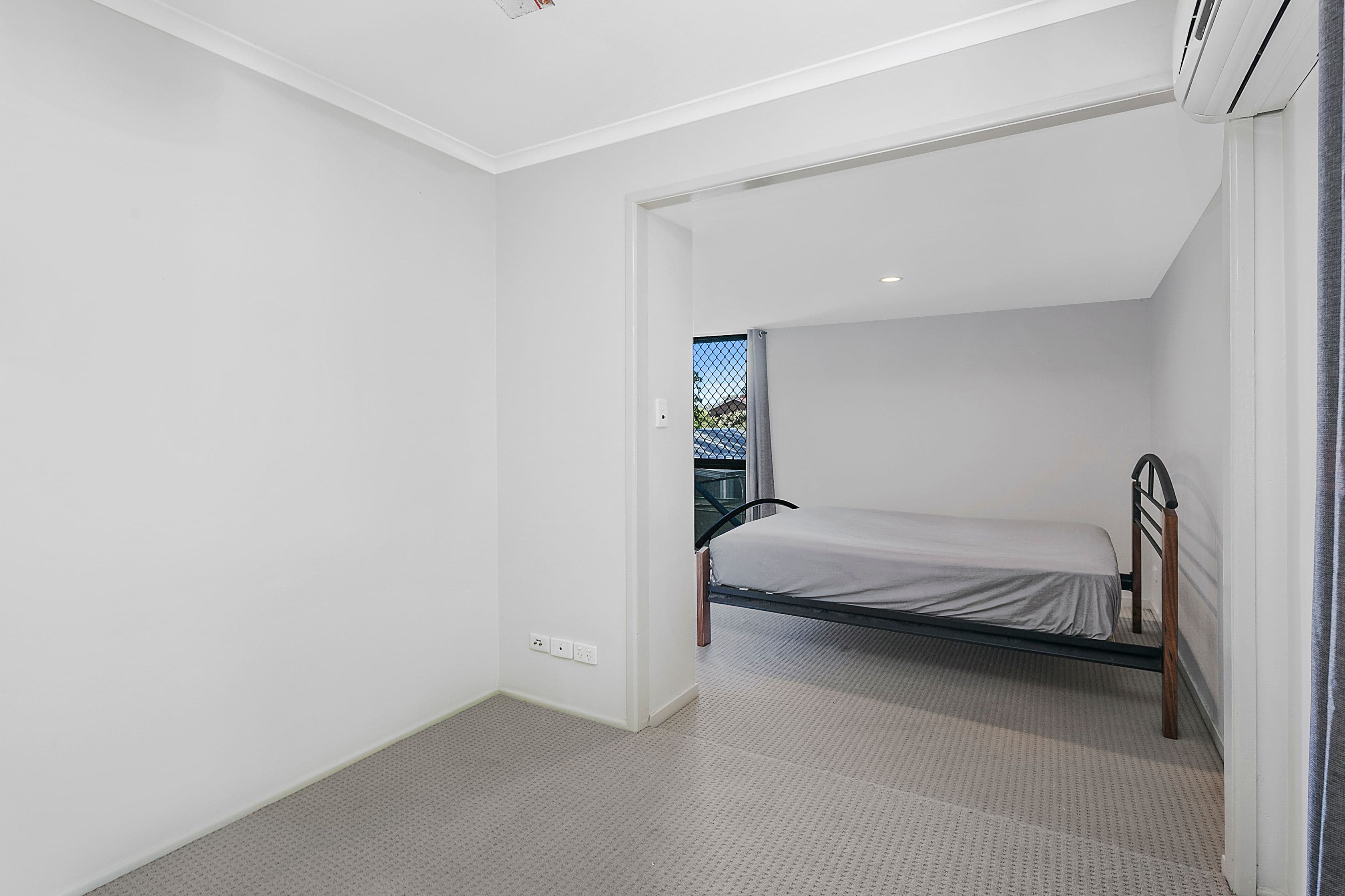 8 Benfer Road, Victoria Point QLD 4165, Victoria Point - Thumbnail 5