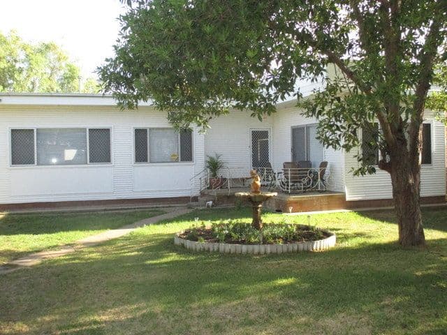 10 Simpson Avenue, Coonamble - Thumbnail 2