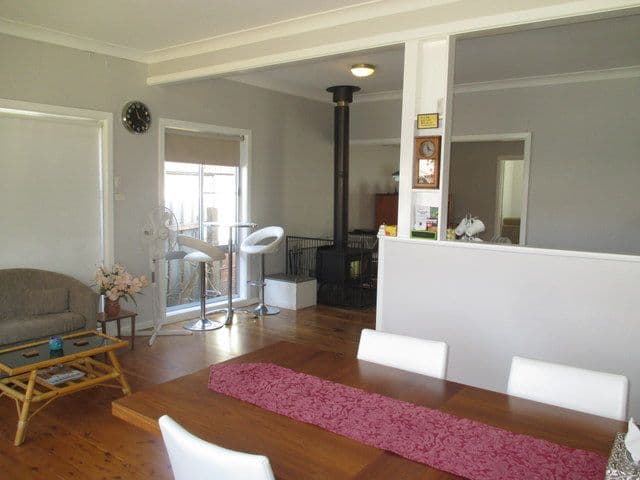 10 Simpson Avenue, Coonamble - Thumbnail 6