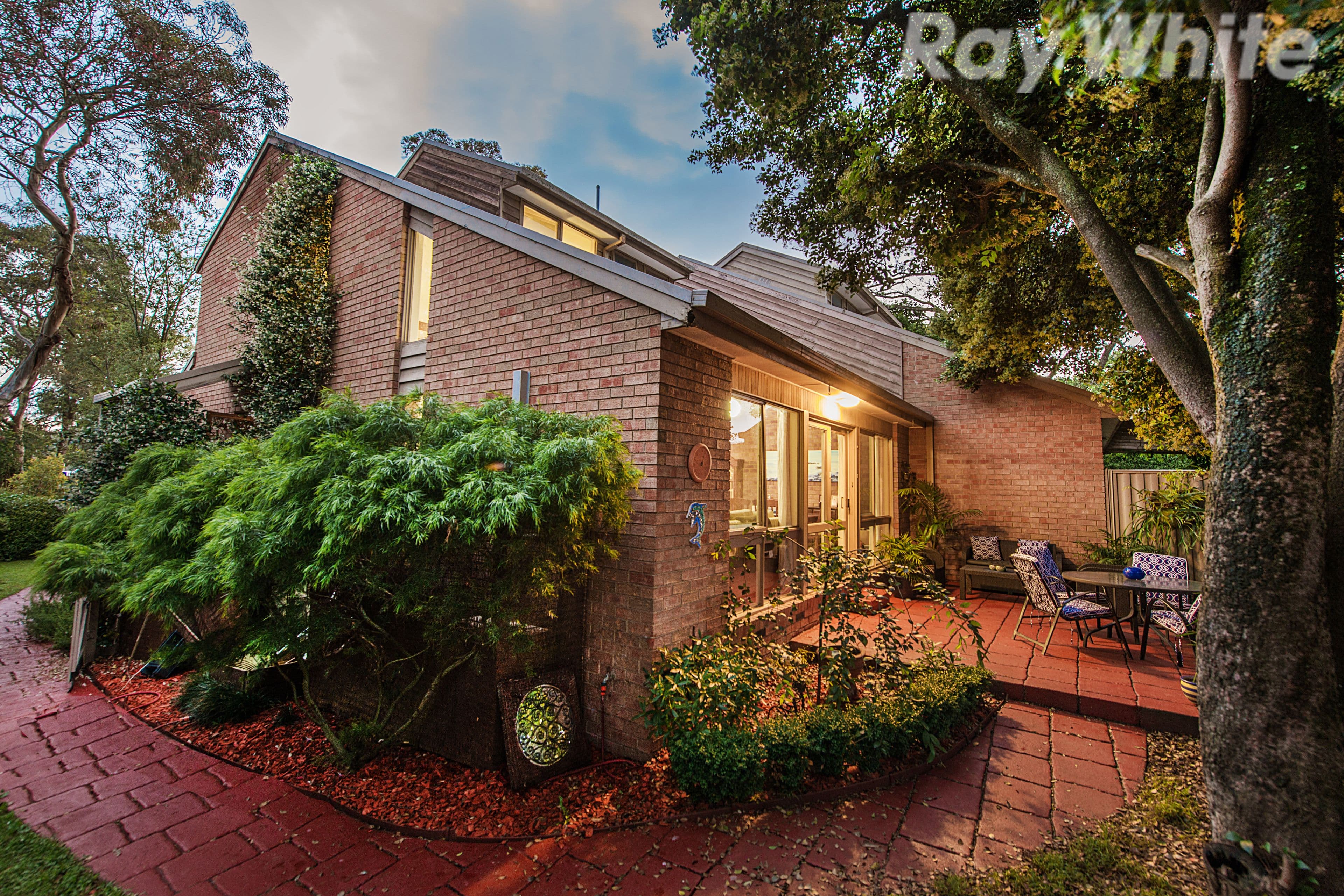 12 Emora Street, Croydon VIC 3136, Croydon - Thumbnail 3