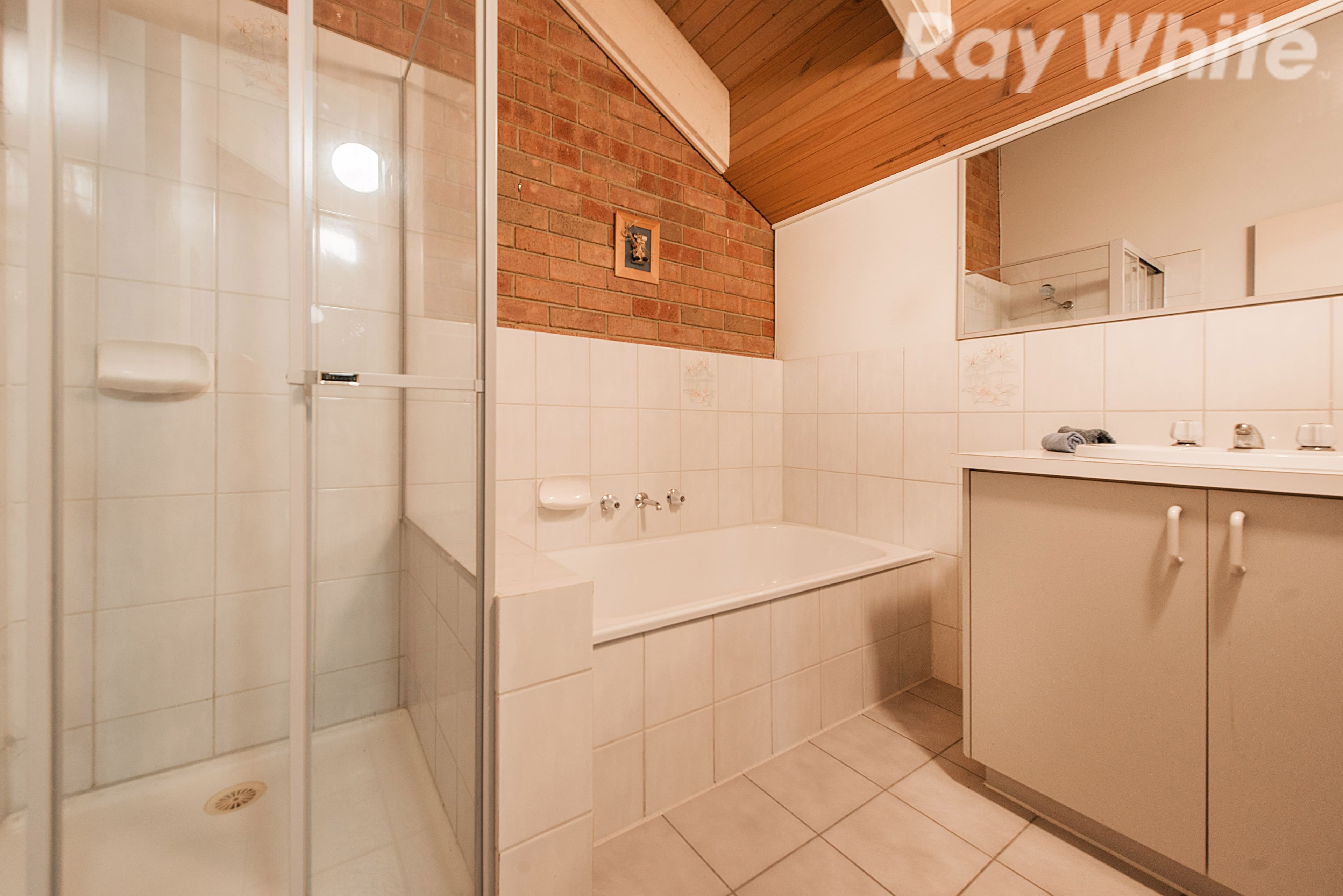 12 Emora Street, Croydon VIC 3136, Croydon - Thumbnail 7