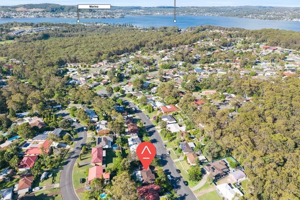 20 Southern Cross Drive, Woodrising - Thumbnail 6