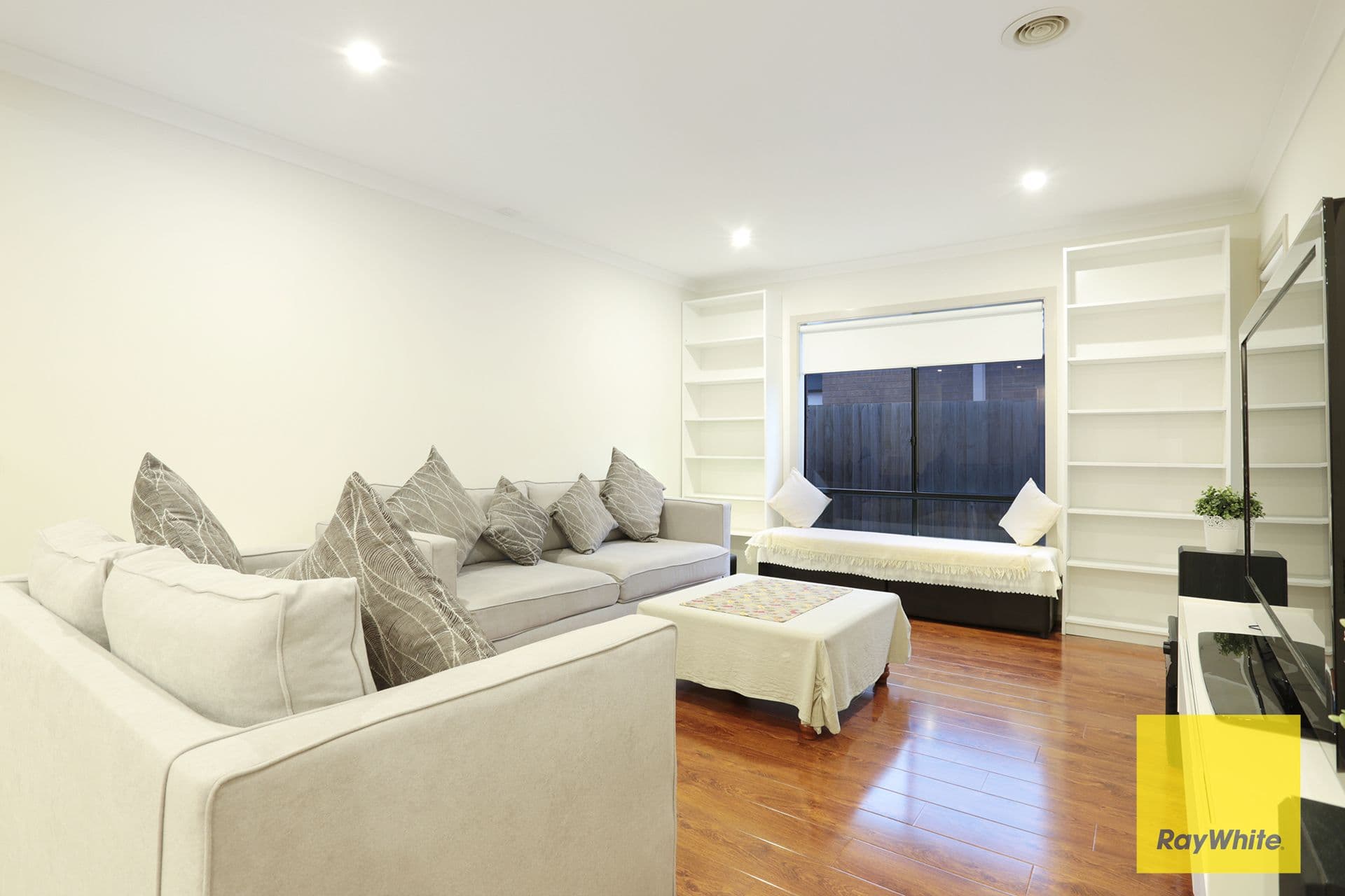 14 Cloudy Crescent, Point Cook VIC 3030, Point Cook - Thumbnail 7