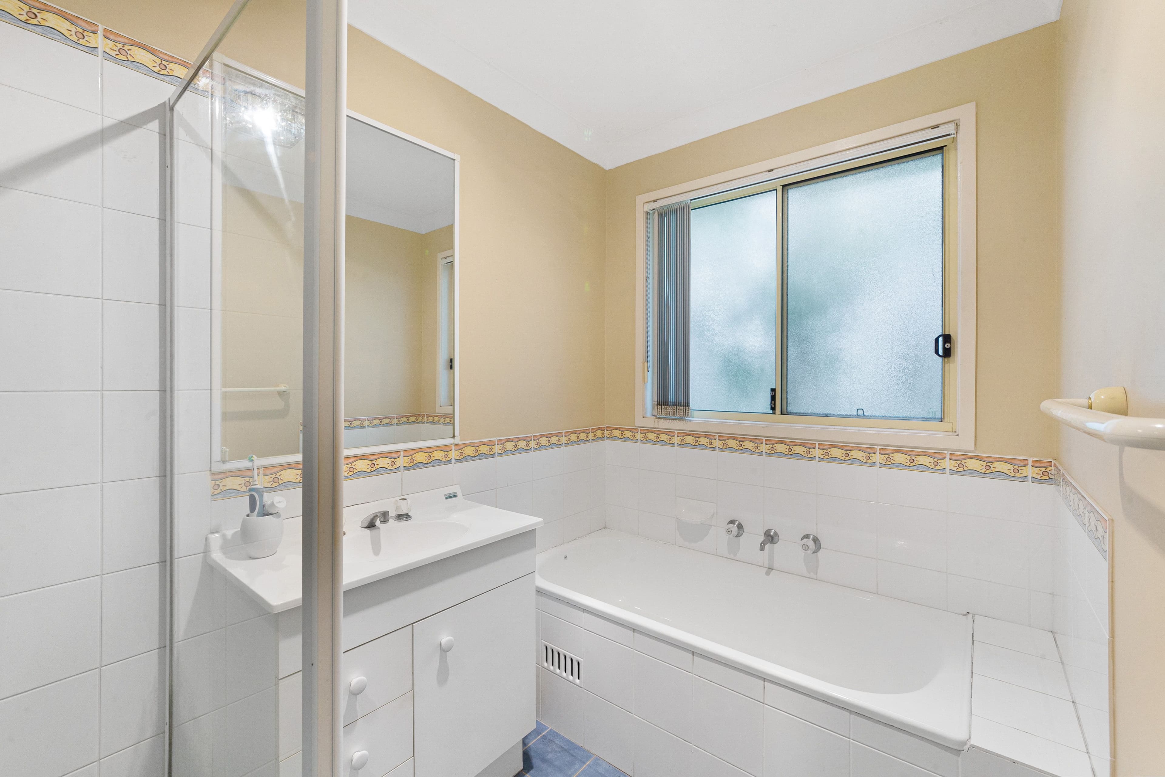 2 Bridge Avenue, Chain Valley Bay NSW 2259, Chain Valley Bay - Thumbnail 7