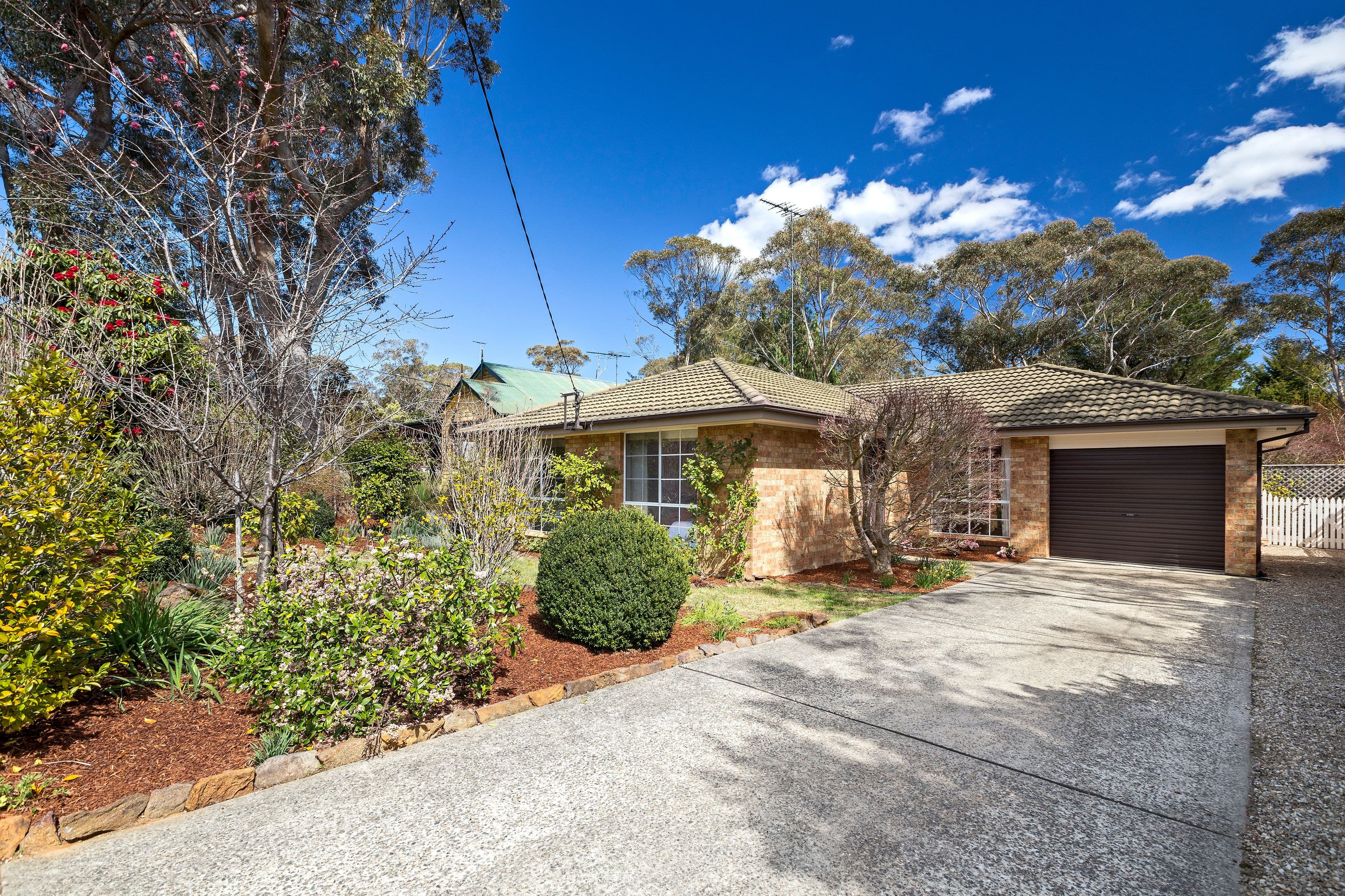 18 St Andrews Avenue, Blackheath - Image 1