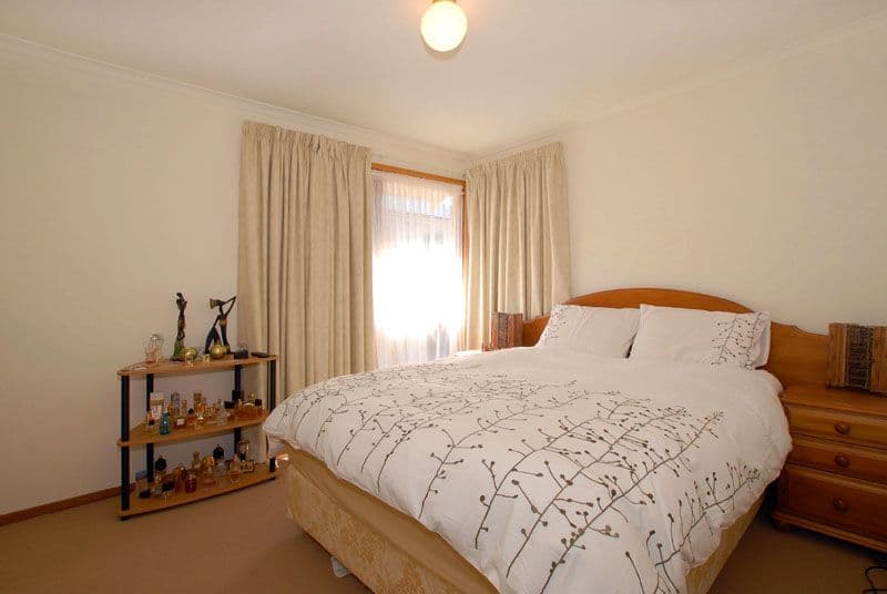 8 Cowderoy Street, HOPPERS CROSSING VIC 3029, Hoppers Crossing - Thumbnail 6