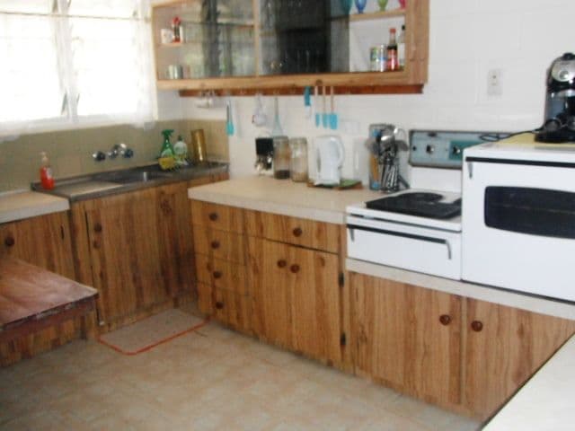 12 Dolphin Cresent, TAYLORS BEACH QLD 4850, Taylors Beach - Thumbnail 3