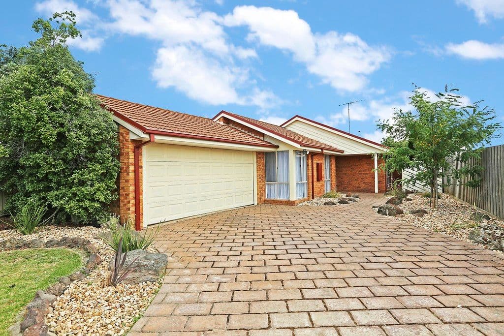 8 Cathcart Court, Corio VIC 3214, Corio - Image 1