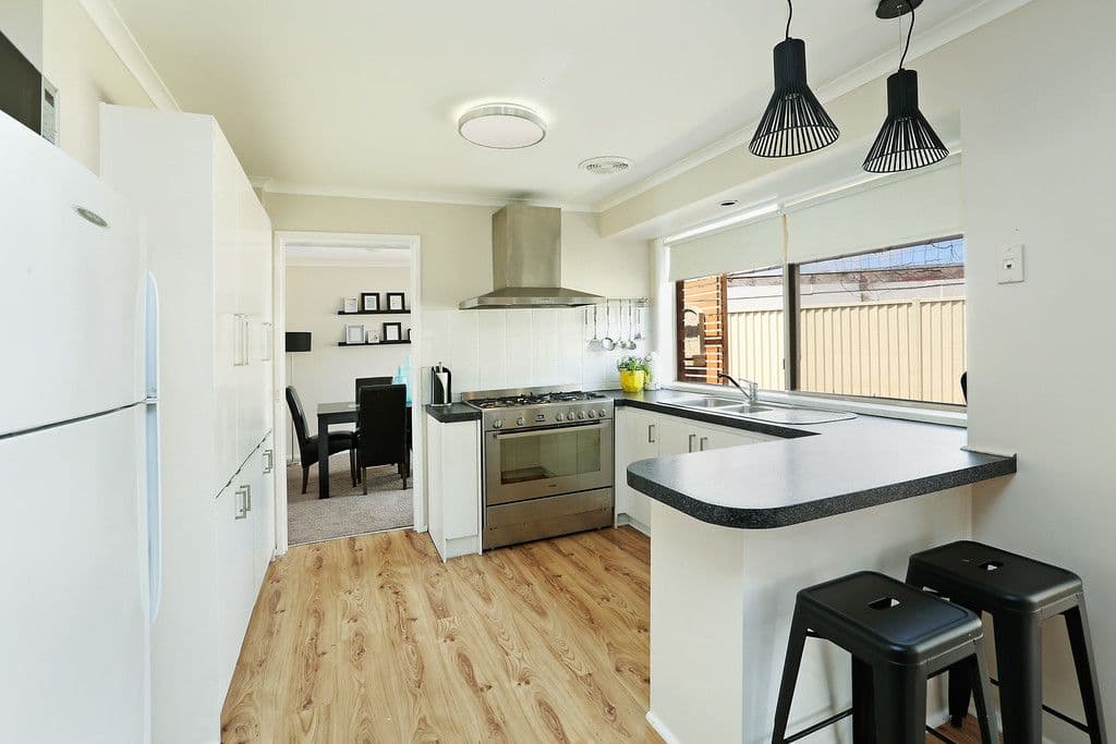 8 Cathcart Court, Corio VIC 3214, Corio - Thumbnail 3