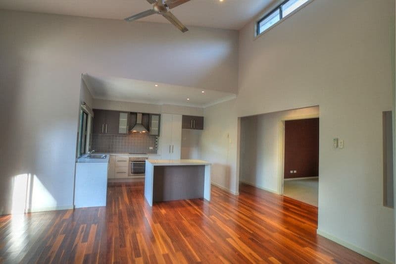15  Solander Court, KARANA DOWNS QLD 4306, Karana Downs - Thumbnail 3