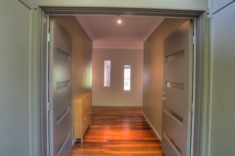 15  Solander Court, KARANA DOWNS QLD 4306, Karana Downs - Thumbnail 4