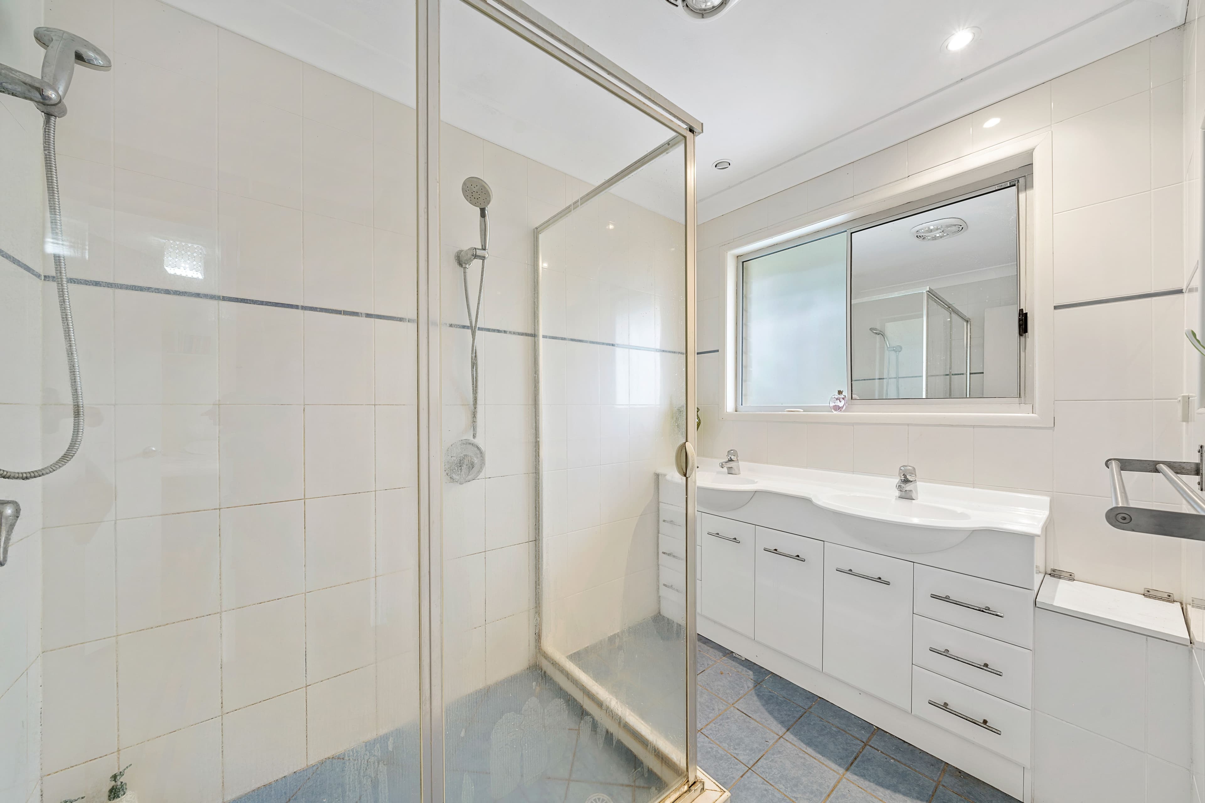 17 Orlando Crescent, Springwood QLD 4127, Springwood - Thumbnail 8