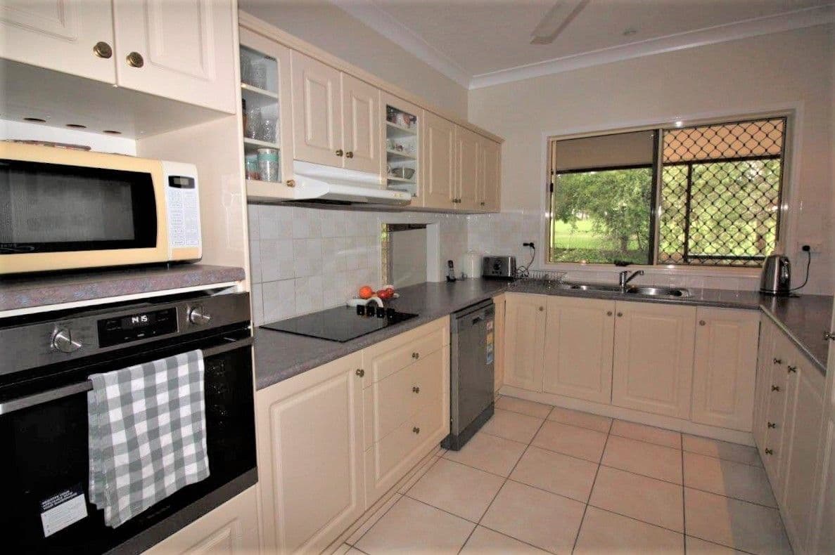 174 Burdekin Road, Toll QLD 4820, Toll - Thumbnail 4
