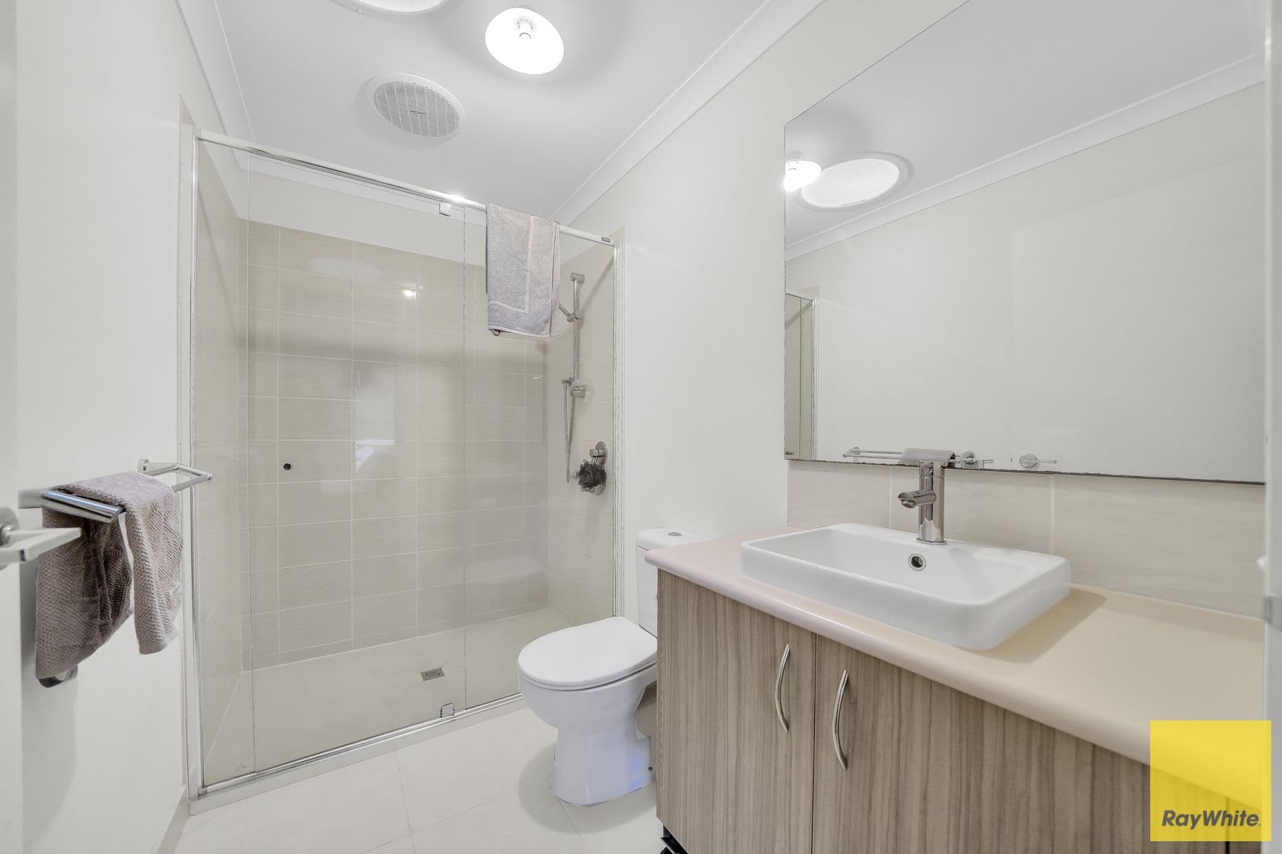 1 Mckillop Way, FRASER RISE VIC 3336, Fraser Rise - Thumbnail 4