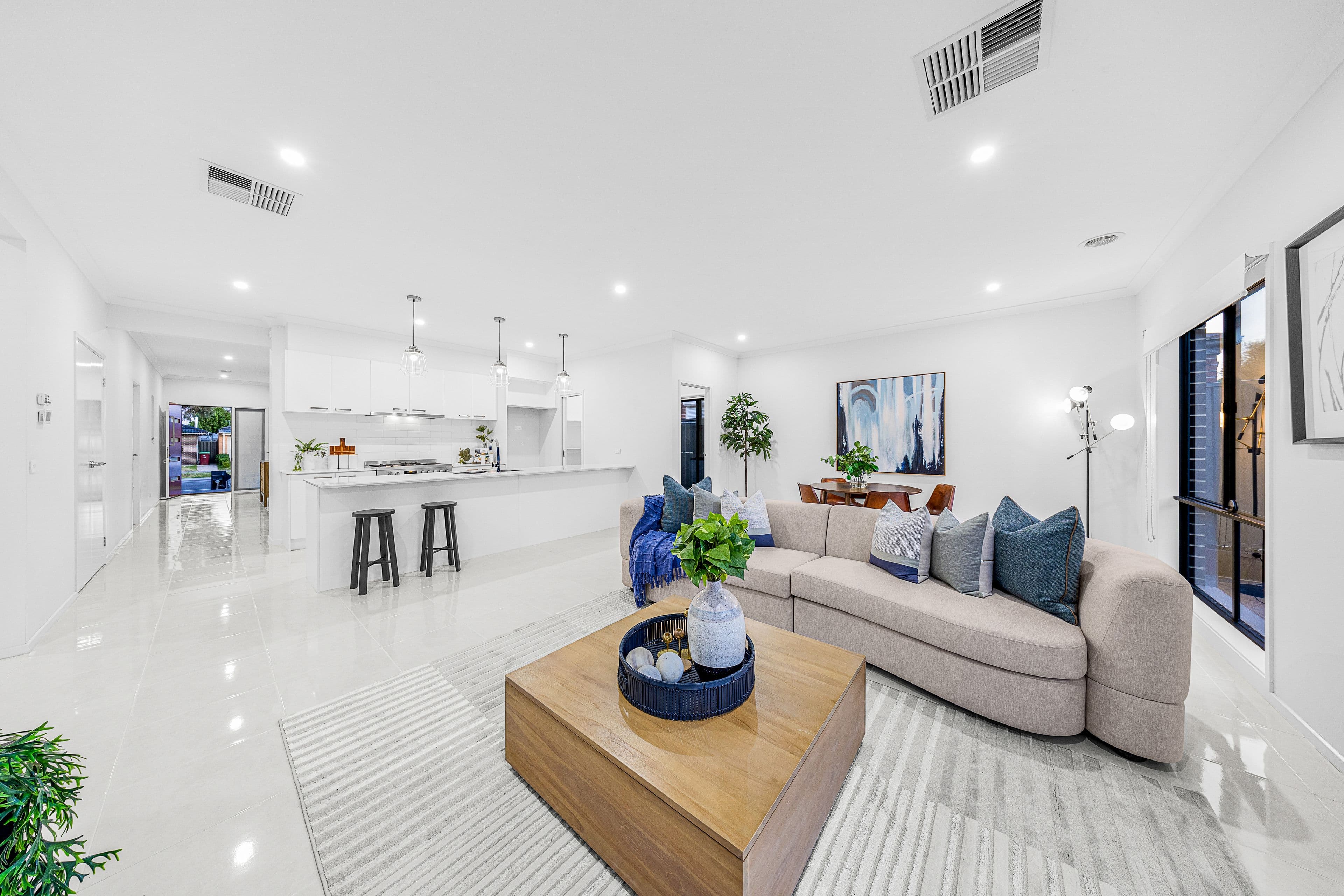 89 Nelson Street, Cranbourne East VIC 3977, Cranbourne East - Thumbnail 2