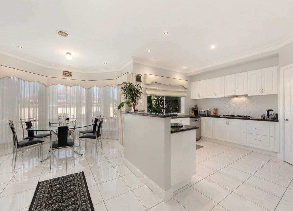 29 Sullivan Road, Cairnlea VIC 3023, Cairnlea - Thumbnail 3