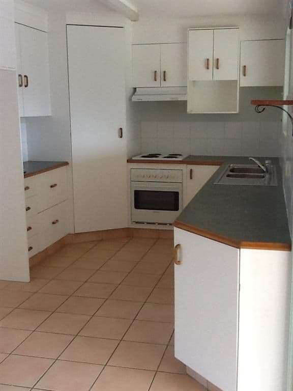 8 Myrtle Close, Kawungan QLD 4655, Kawungan - Thumbnail 4